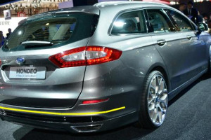 Ford-Mondeo-sw-003