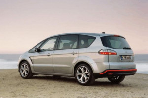 Ford-S-Max-002