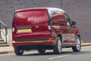 Ford-Transit-004.jpg