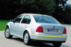 Volkswagen-Bora-001