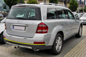 Mercedes-GL--320