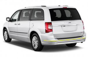 Chrysler-Town-and-Country-002