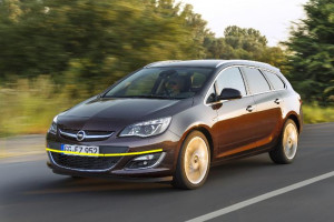Opel-Astra-sports-tourer-003
