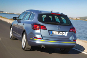 Opel-Astra-sports-tourer-004