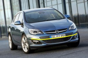 Opel-Astra-sports-tourer-002
