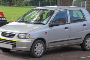 Suzuki-alto-004
