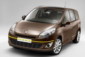 Renault-Grand-Scenic-001