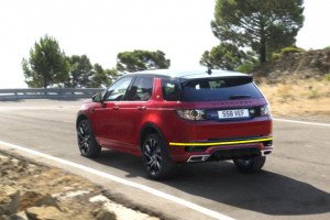 Land-rover-Discovery-sport